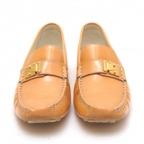 LOUIS VUITTON BEIGE PATENT LEATHER LOAFERS SIZE:36